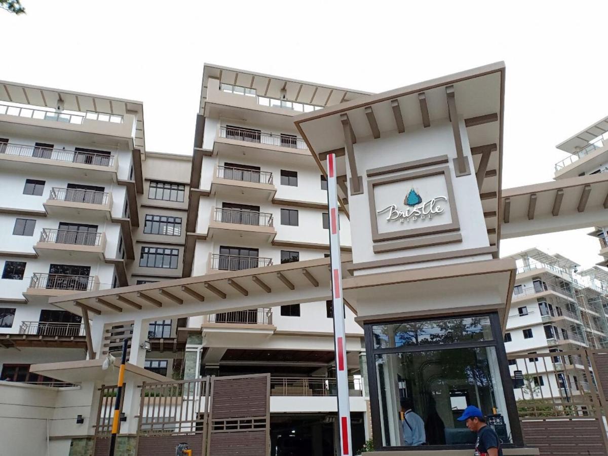 Bristle Ridge Condominium バギオ エクステリア 写真
